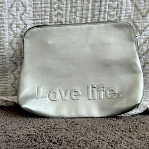 Lifetime Makeup Bag/Toiletry Bag